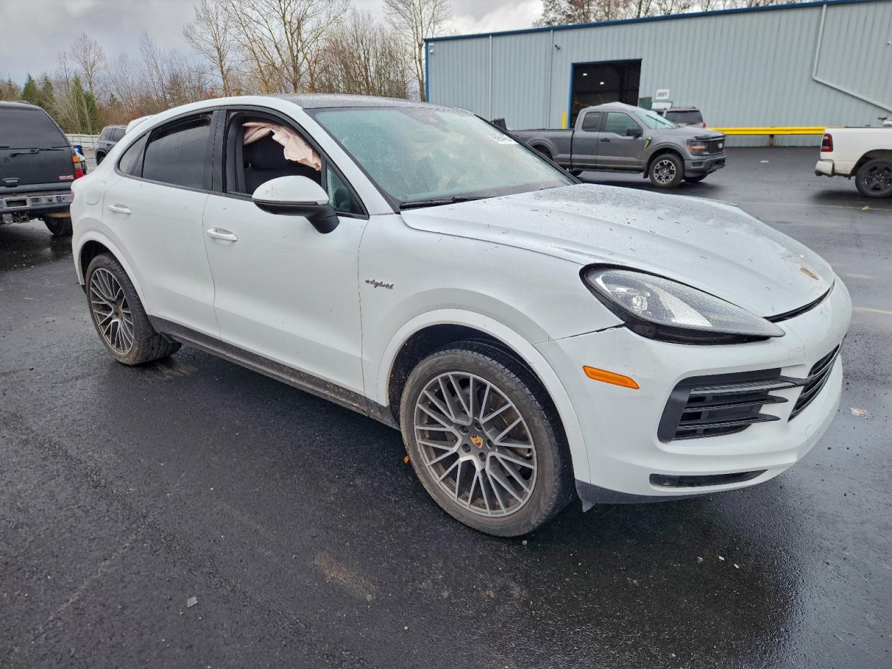 2021 PORSCHE CAYENNE