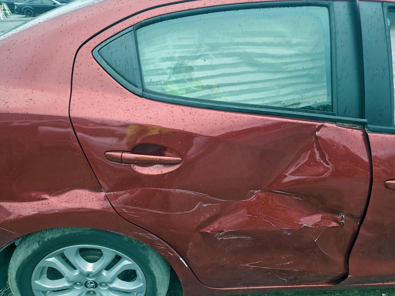 2017 TOYOTA YARIS