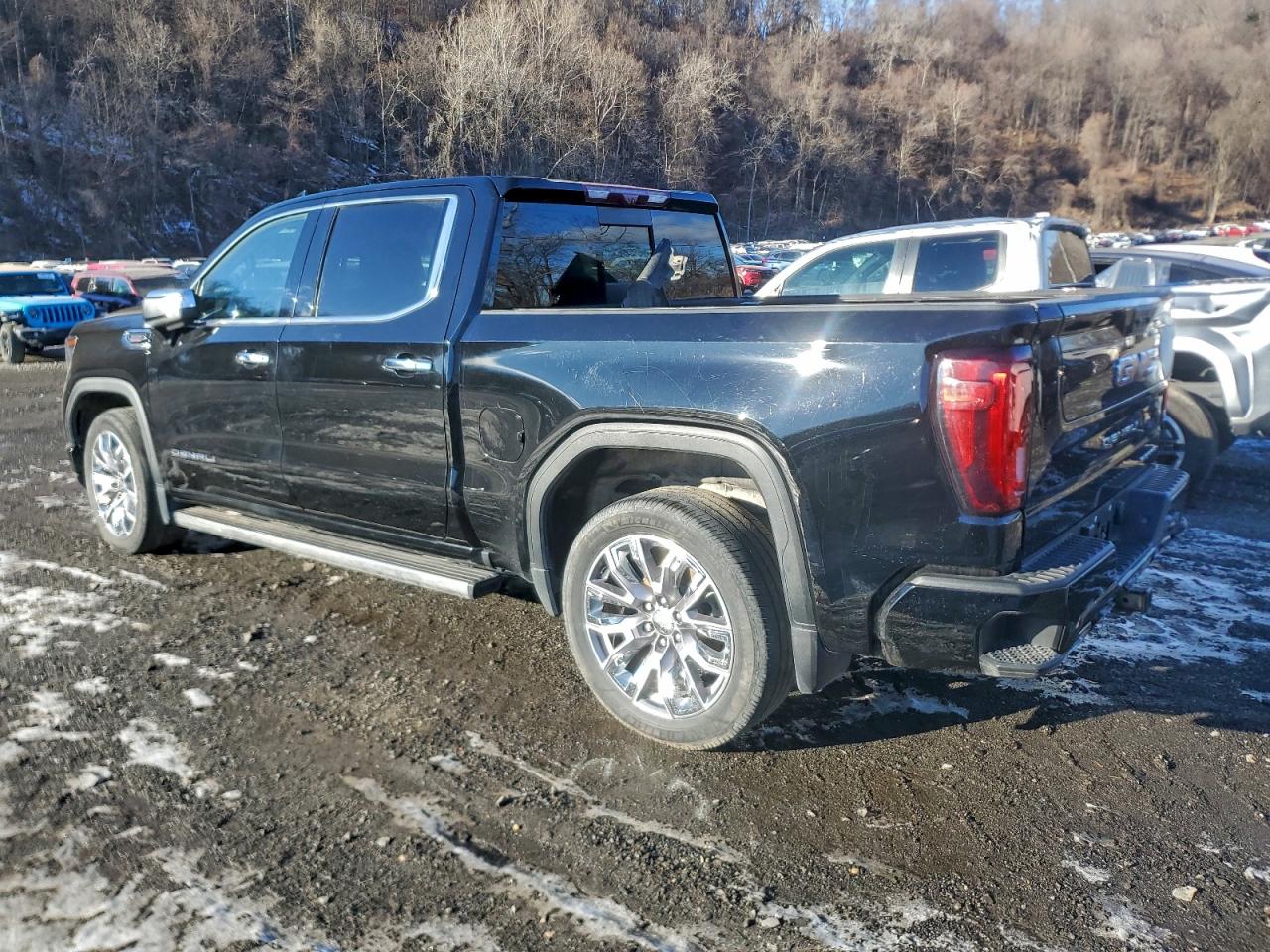 2023 GMC SIERRA