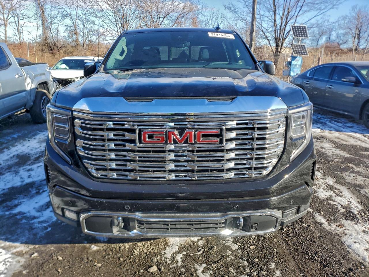 2023 GMC SIERRA