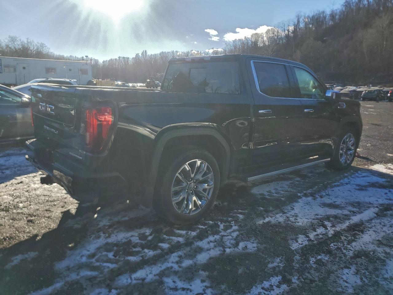 2023 GMC SIERRA