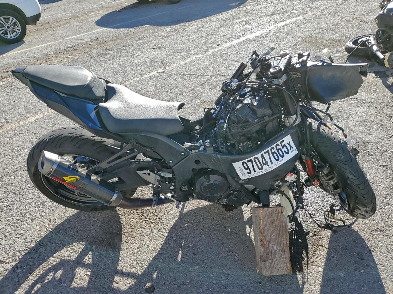 2024 KAWASAKI ZX1002 L
