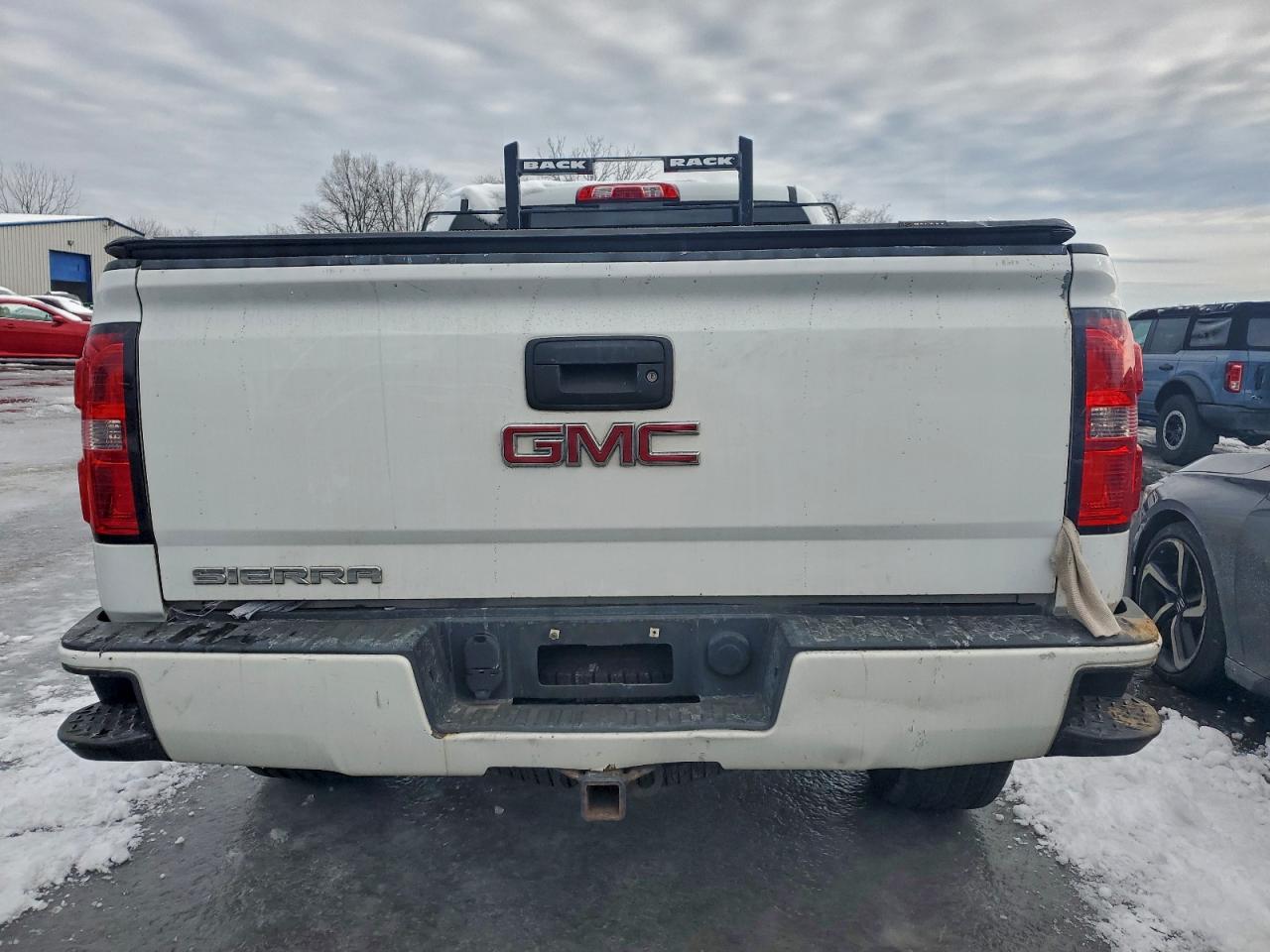 2016 GMC SIERRA