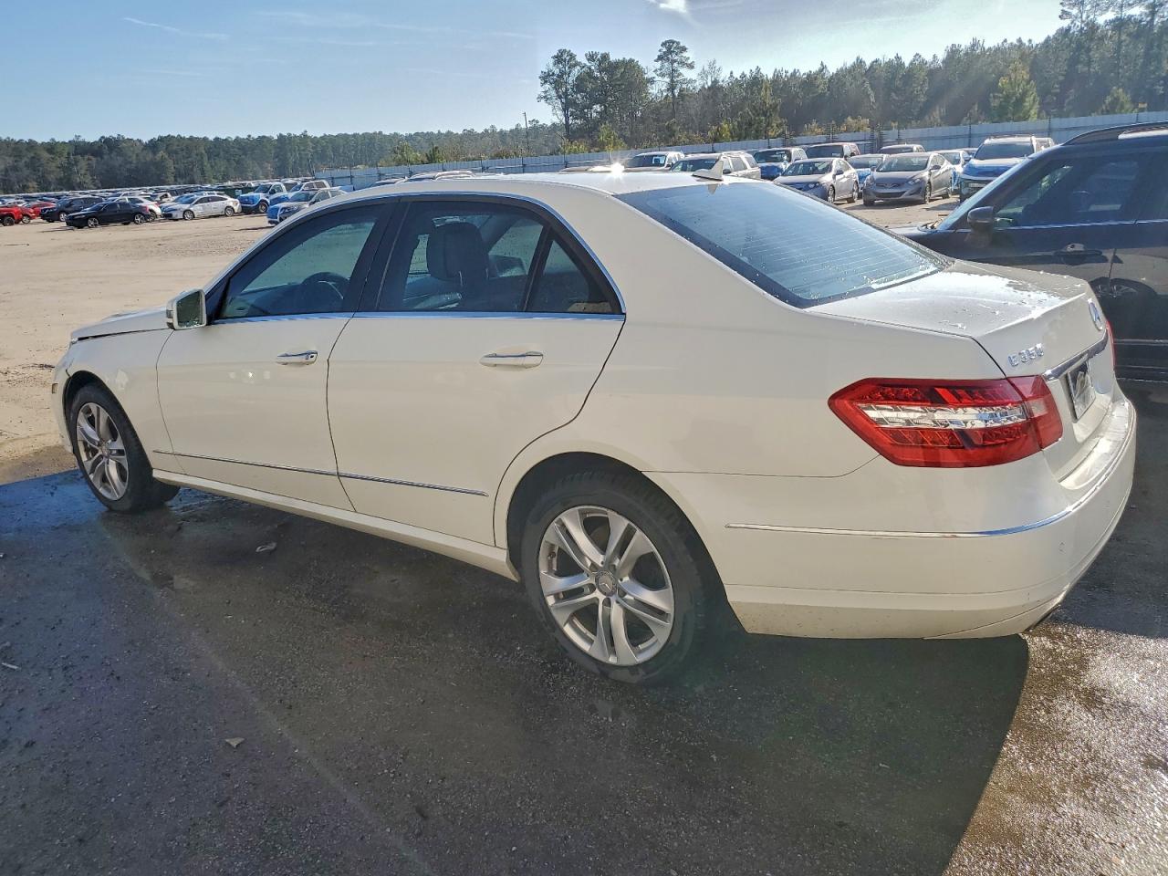 2010 MERCEDES-BENZ E-CLASS