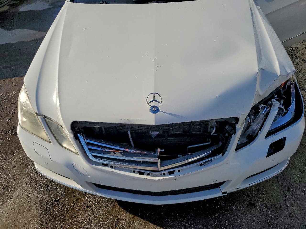 2010 MERCEDES-BENZ E-CLASS