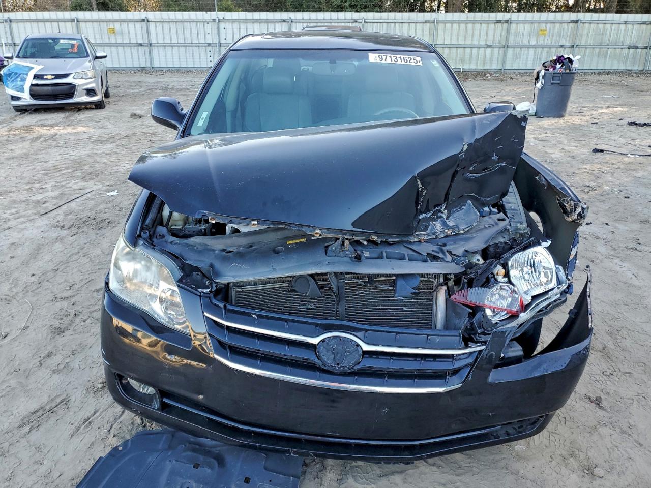 2005 TOYOTA AVALON