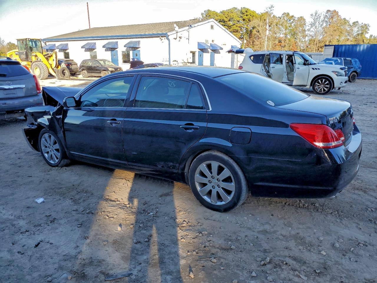 2005 TOYOTA AVALON