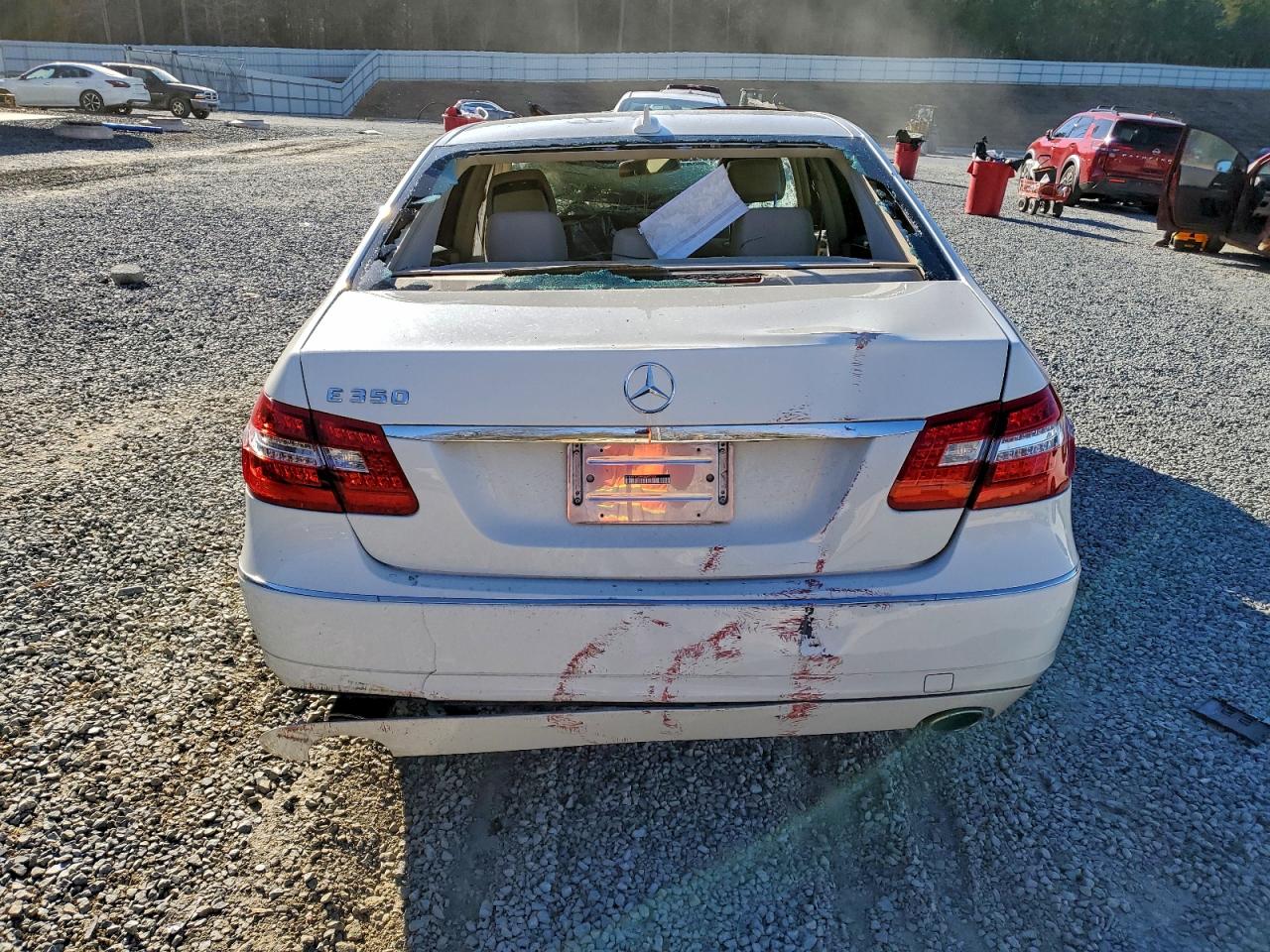2011 MERCEDES BENZ E-CLASS