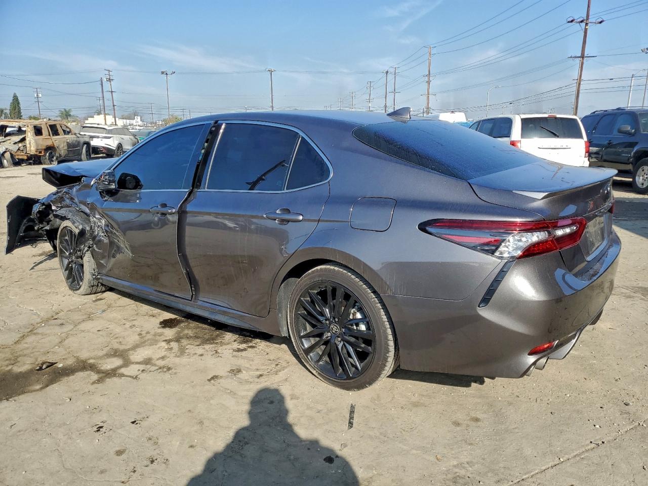 2024 TOYOTA CAMRY