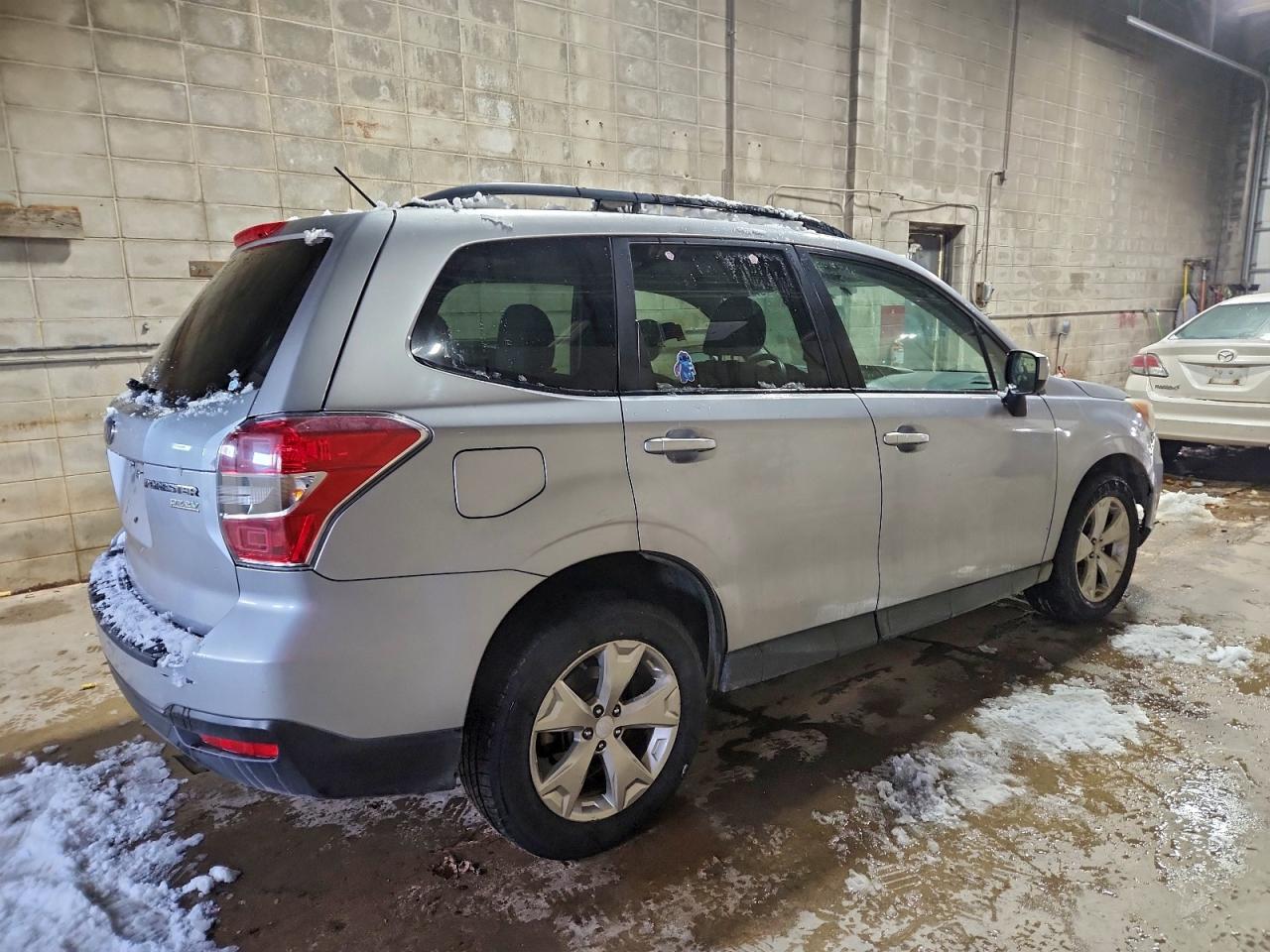 2015 SUBARU FORESTER