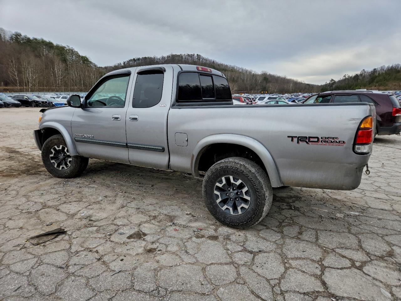 2003 TOYOTA TUNDRA