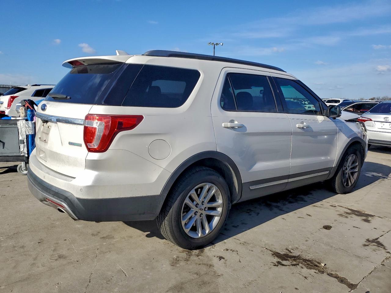 2016 FORD EXPLORER