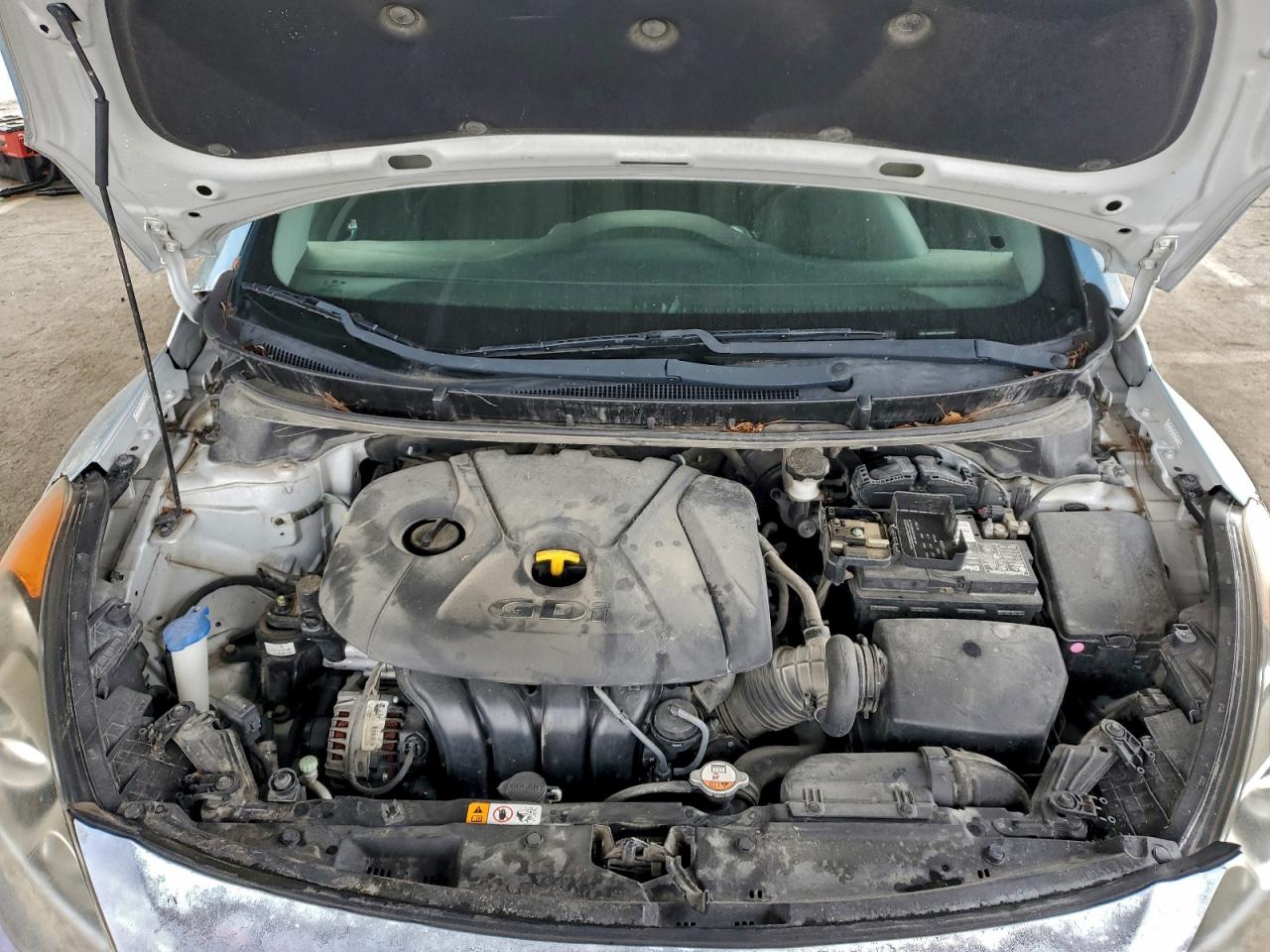 2016 HYUNDAI ELANTRA
