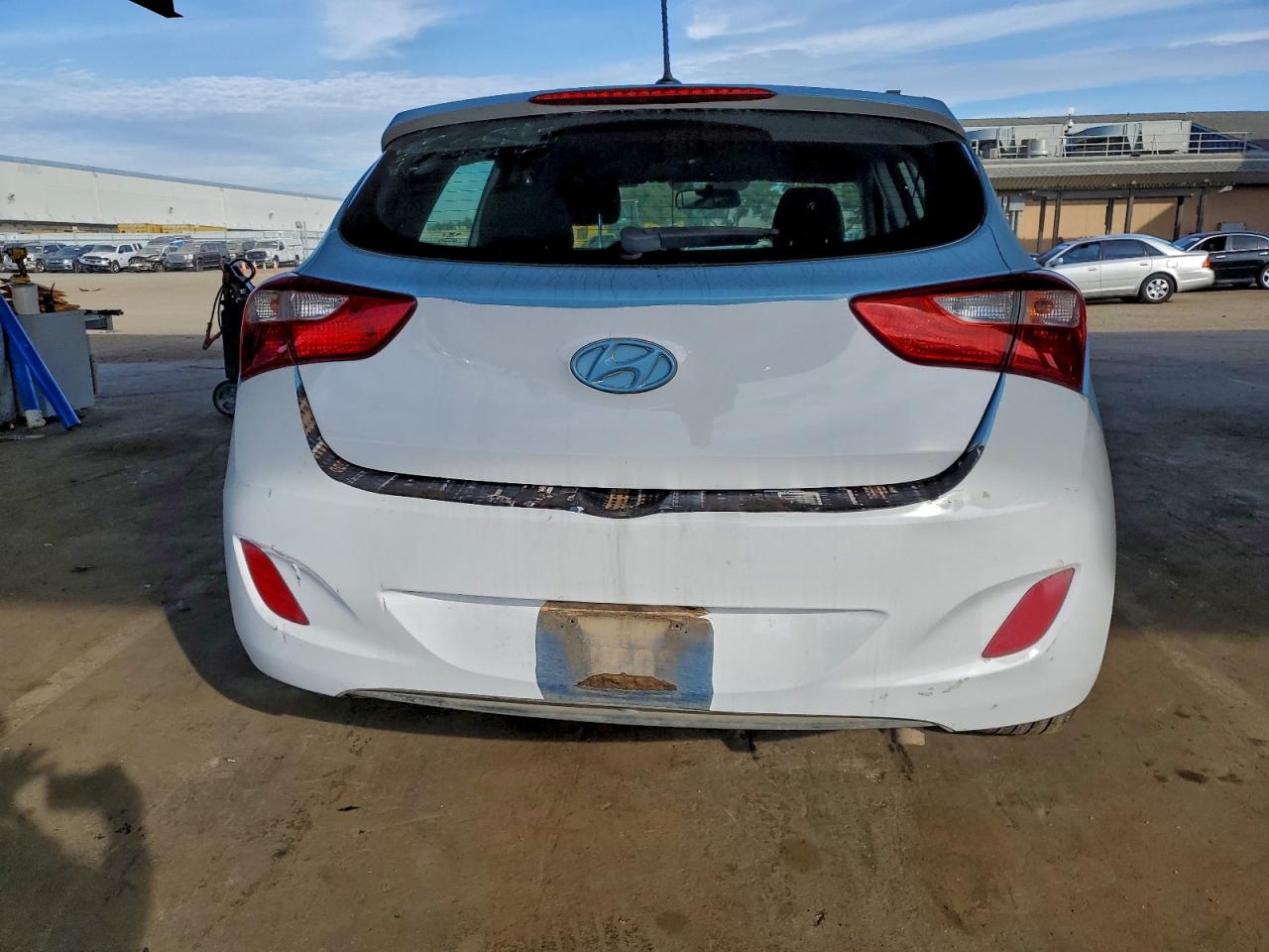 2017 HYUNDAI ELANTRA