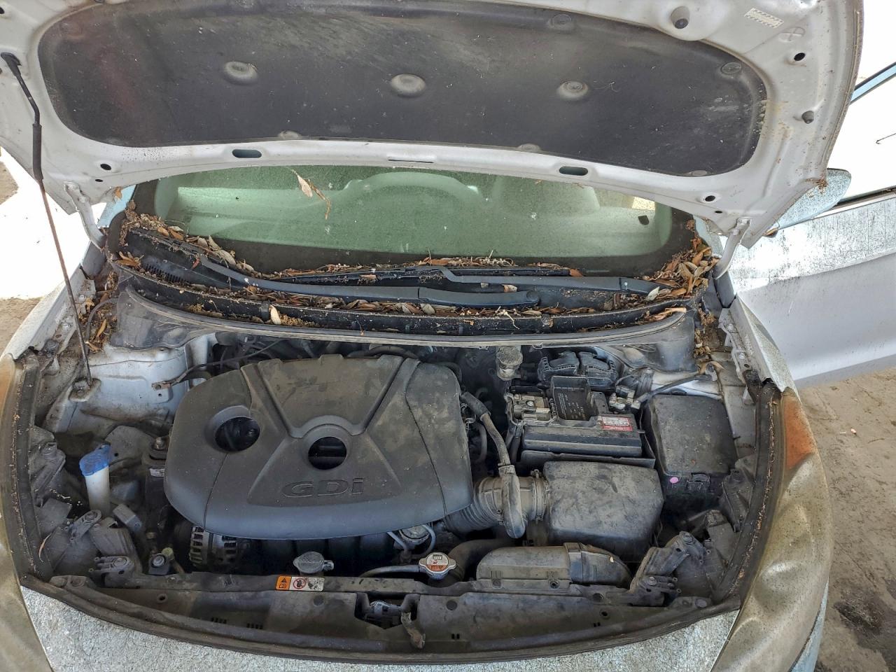 2016 HYUNDAI ELANTRA