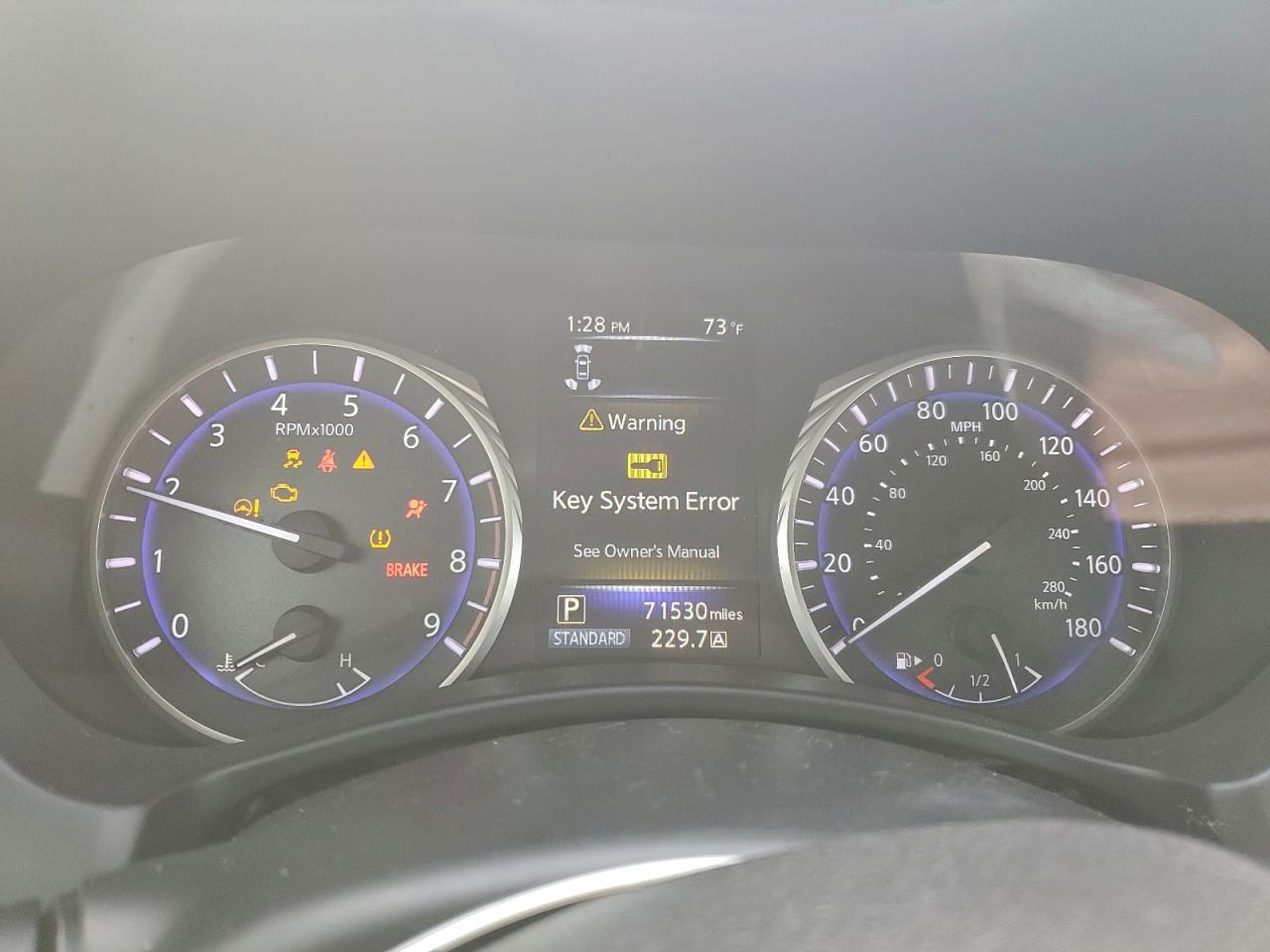 2017 INFINITI Q60