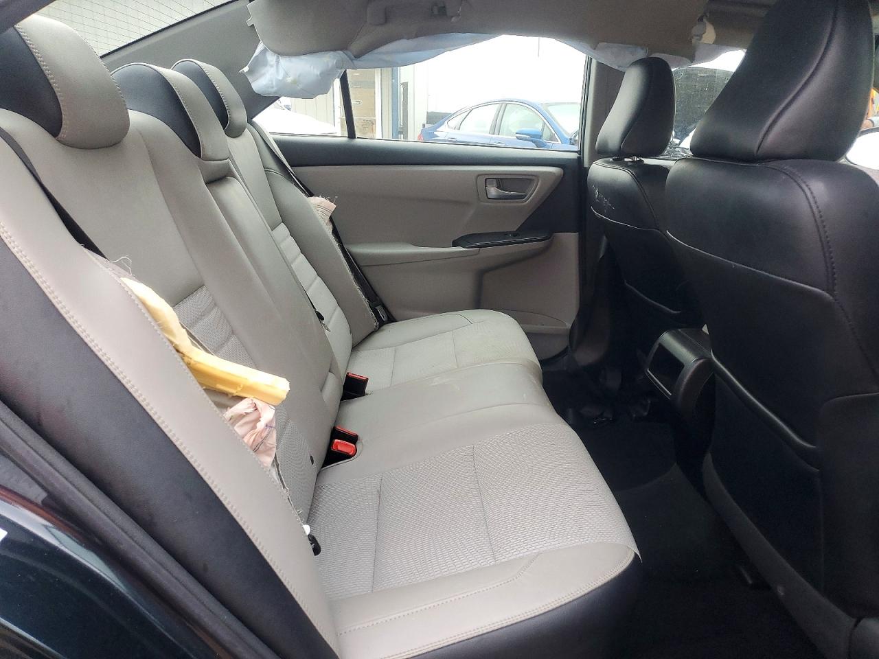 2016 TOYOTA CAMRY