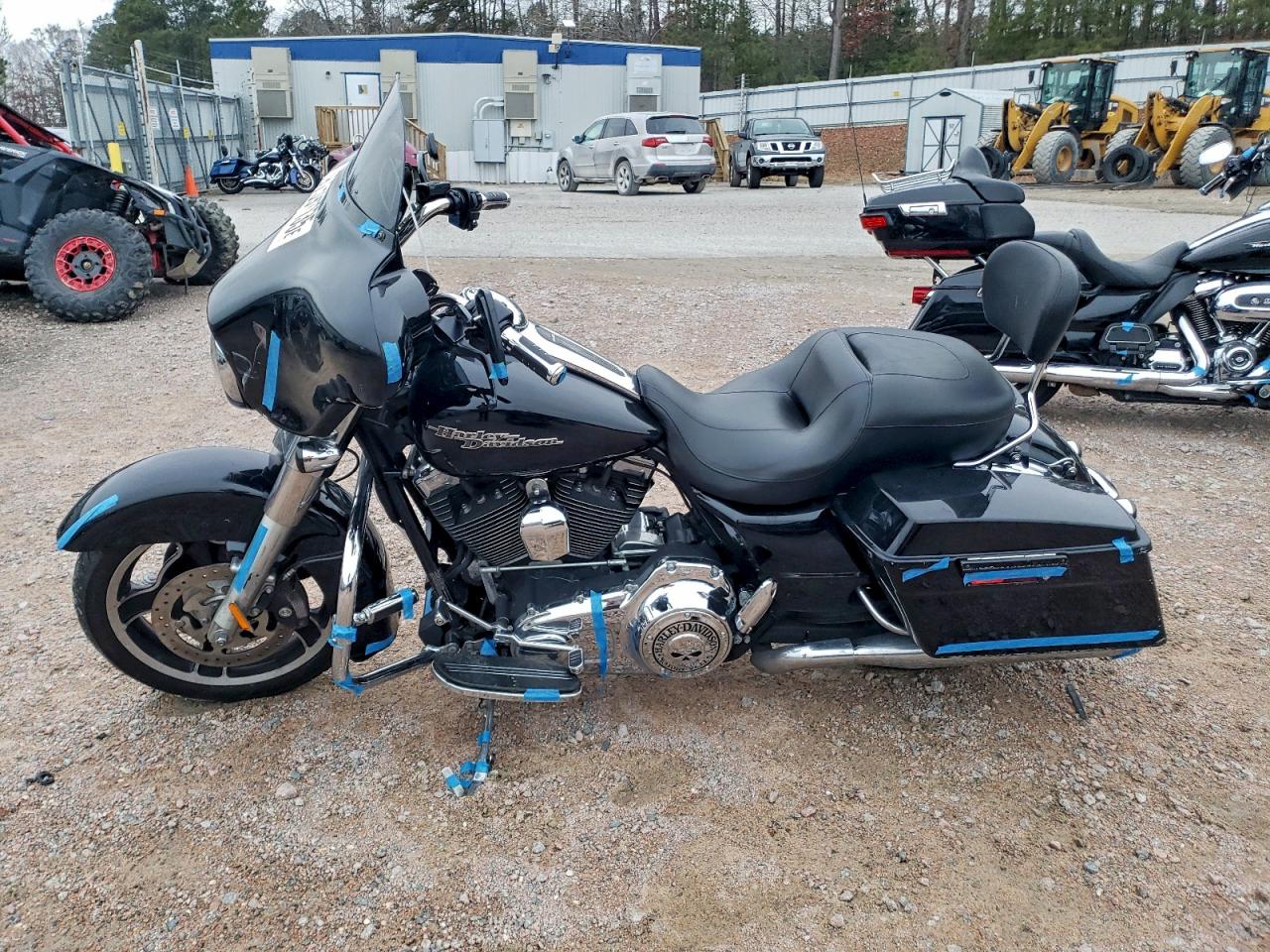 2013 HARLEY-DAVIDSON FL