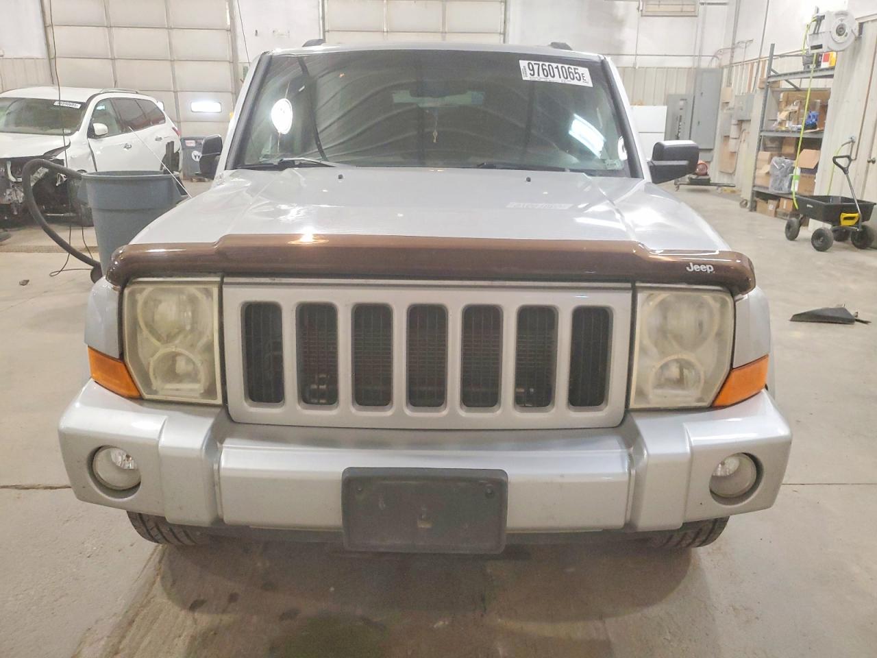 2006 JEEP COMMANDER