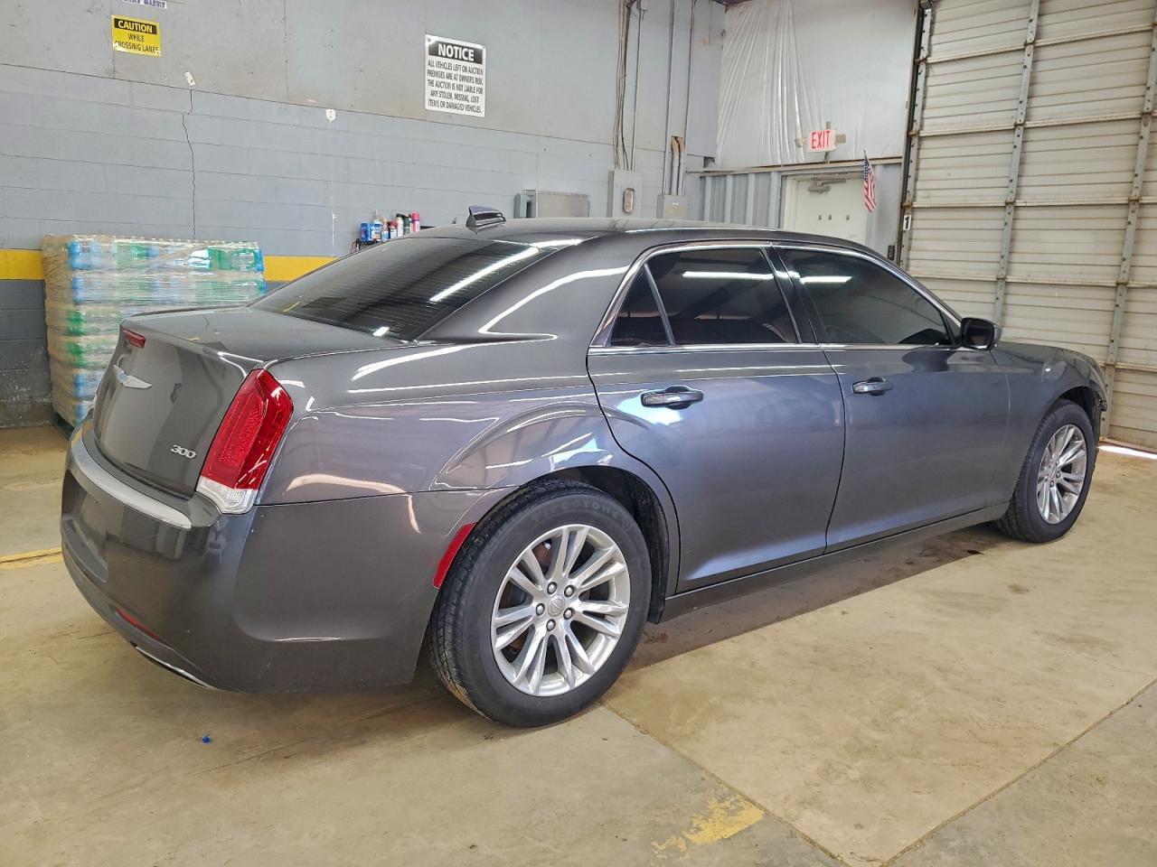 2018 CHRYSLER 300