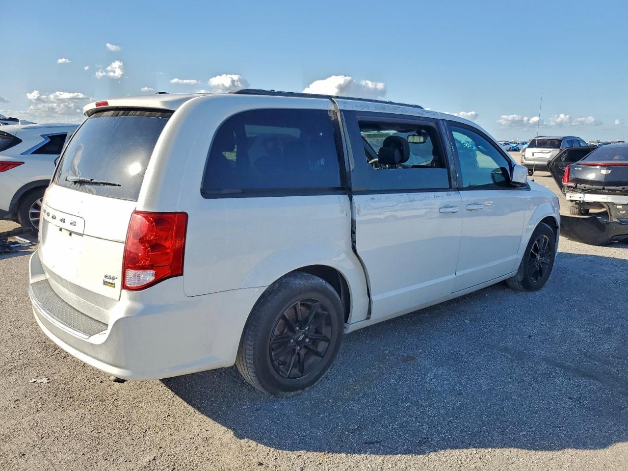 2019 DODGE CARAVAN