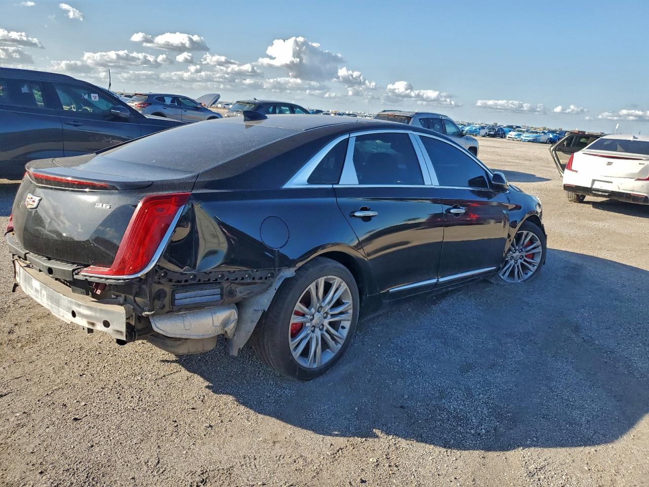 2018 CADILLAC XTS