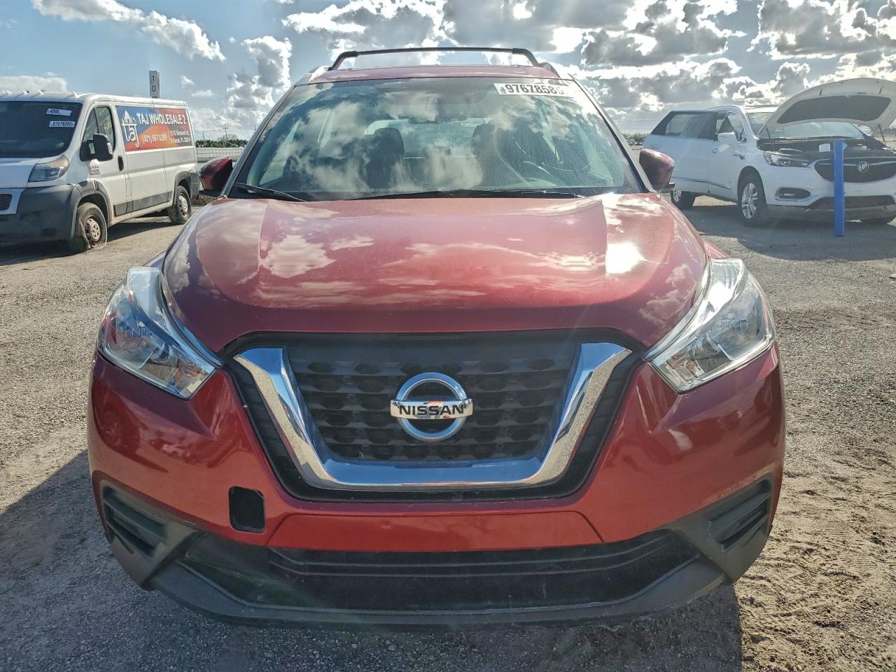2018 NISSAN KICKS