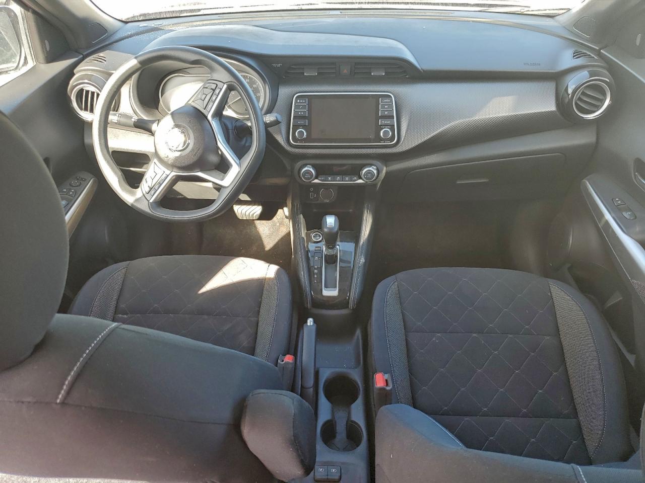 2018 NISSAN KICKS