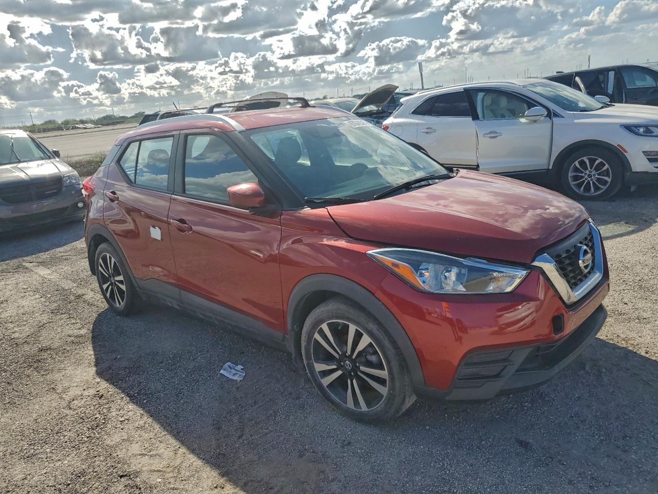 2018 NISSAN KICKS