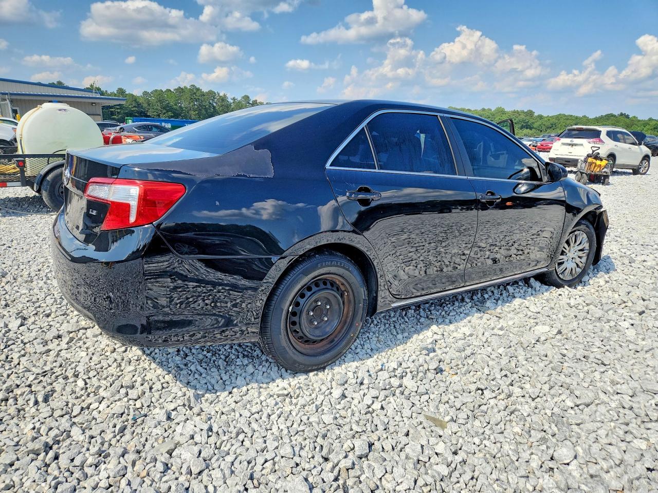 2014 TOYOTA CAMRY