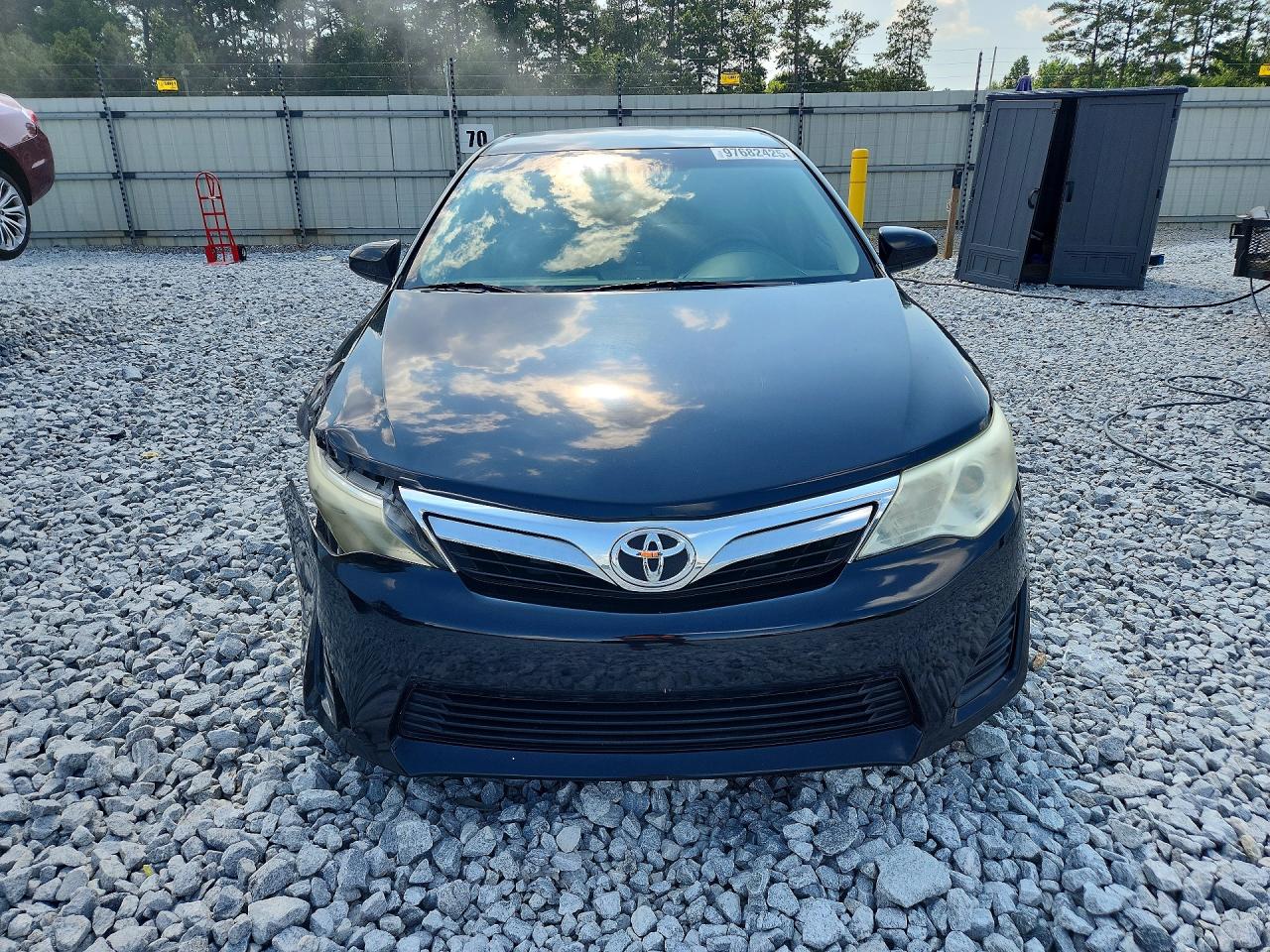 2014 TOYOTA CAMRY