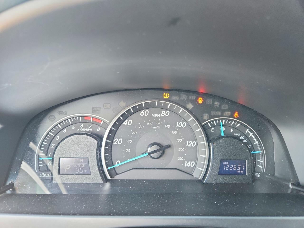 2014 TOYOTA CAMRY