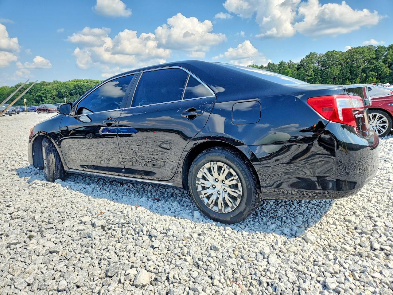 2014 TOYOTA CAMRY