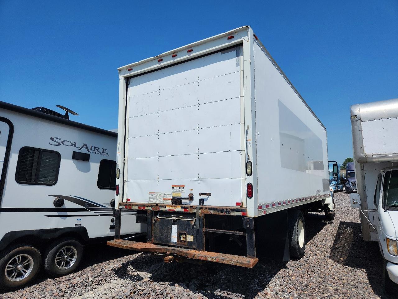 2018 INTERNATIONAL 4000 SERIE