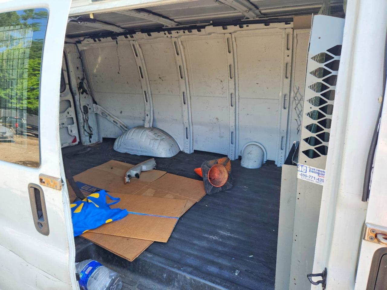 2004 CHEVROLET EXPRESS