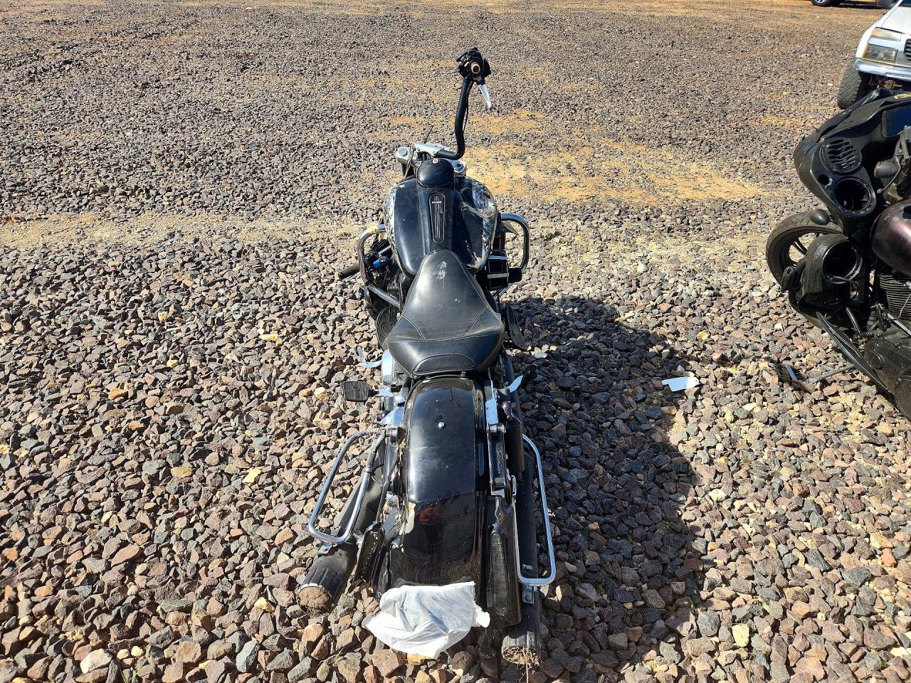 2013 HARLEY-DAVIDSON FL