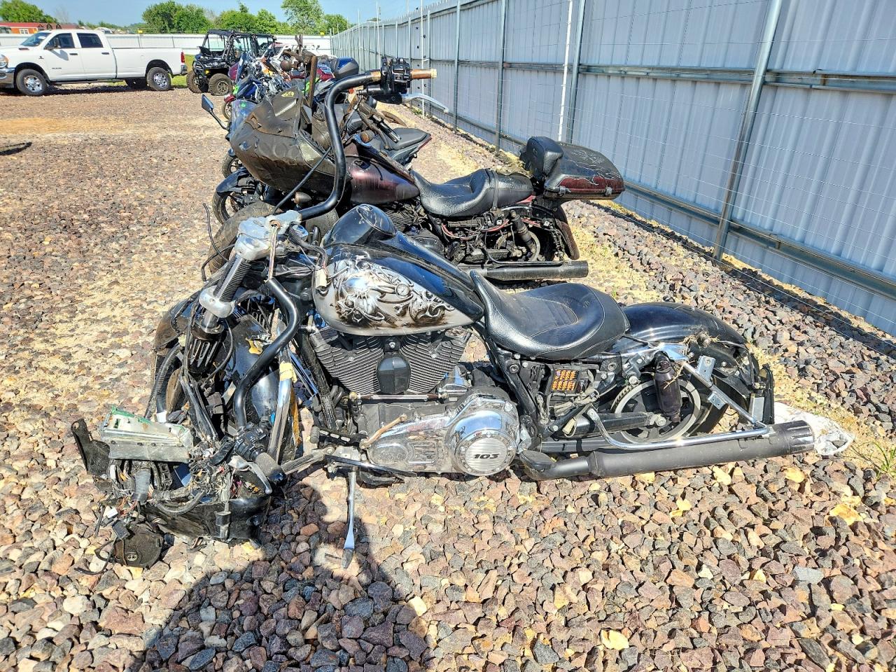 2013 HARLEY-DAVIDSON FL