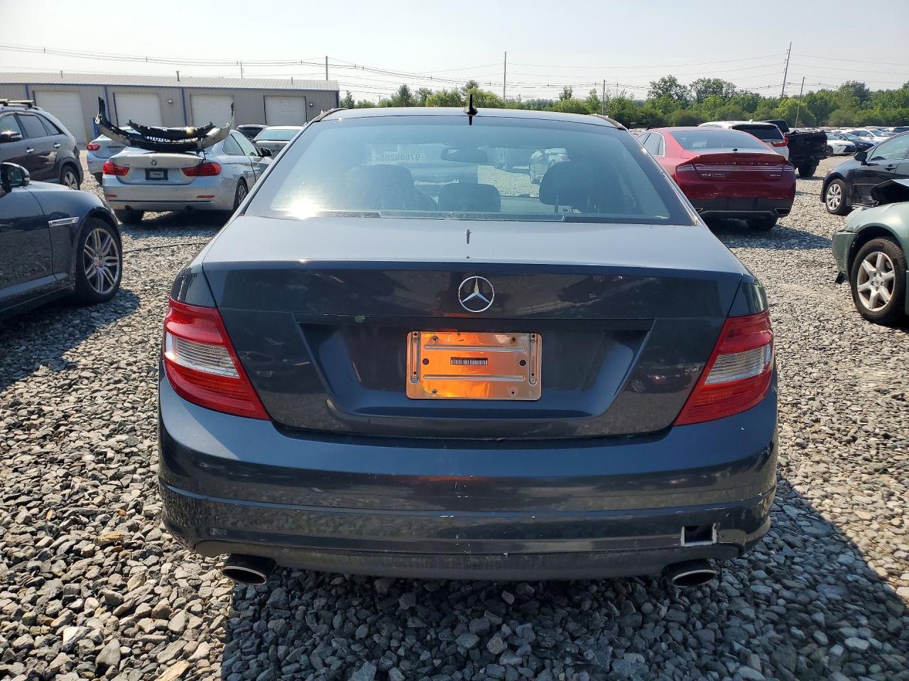 2011 MERCEDES-BENZ C-CLASS