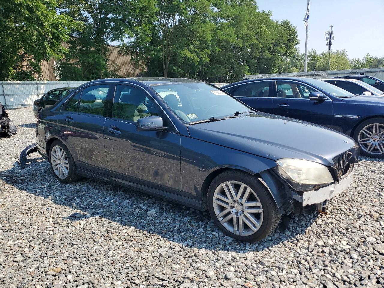 2011 MERCEDES-BENZ C-CLASS
