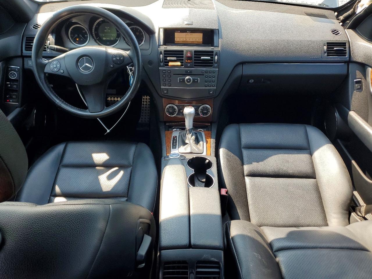 2011 MERCEDES-BENZ C-CLASS
