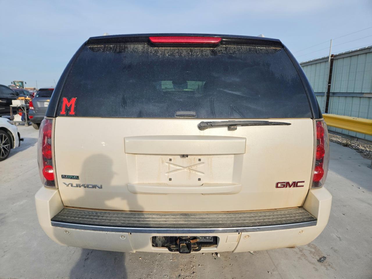 2012 GMC YUKON