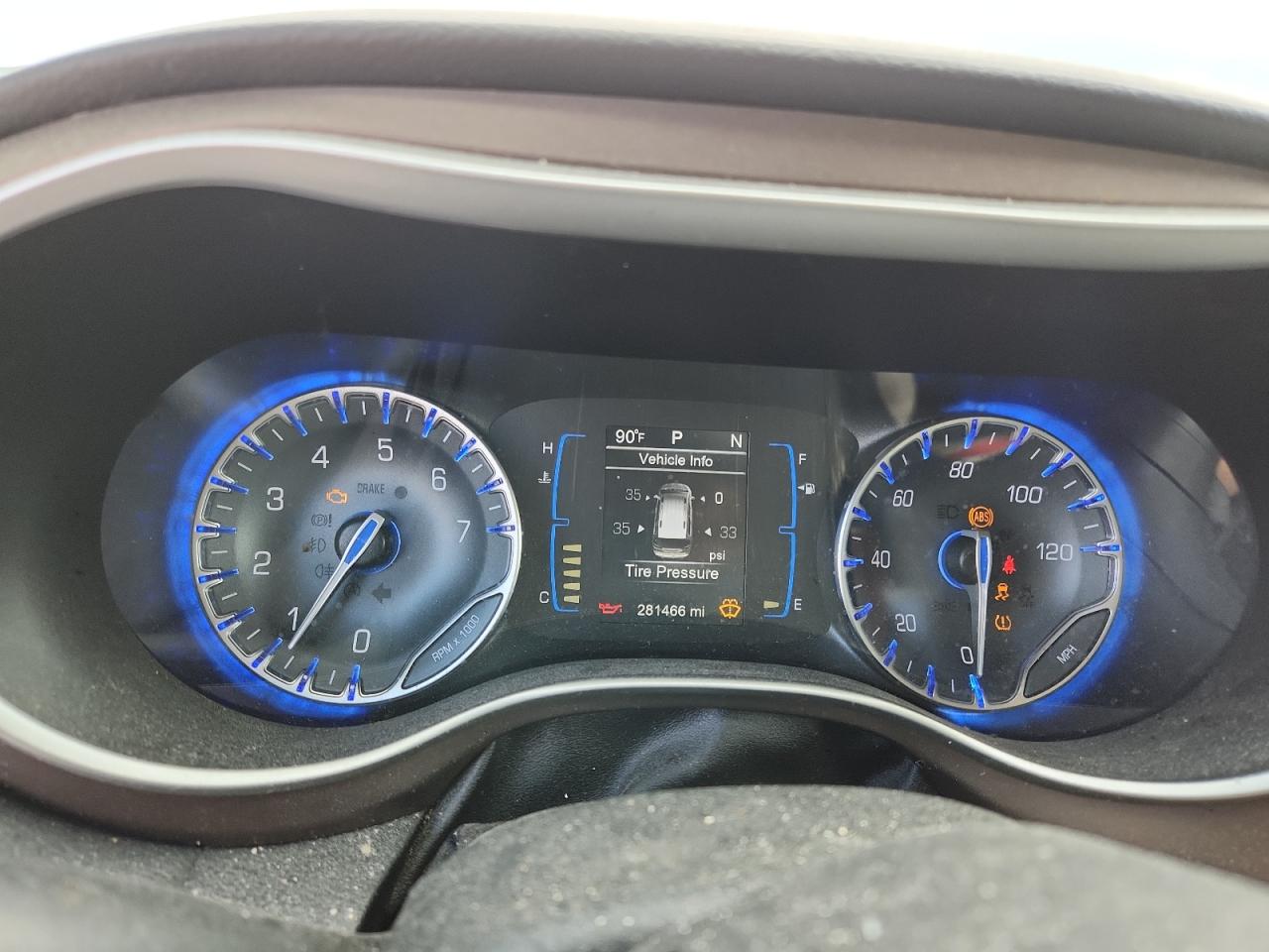 2017 CHRYSLER PACIFICA