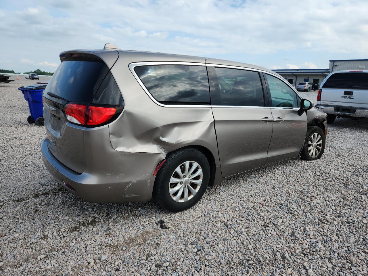 2017 CHRYSLER PACIFICA