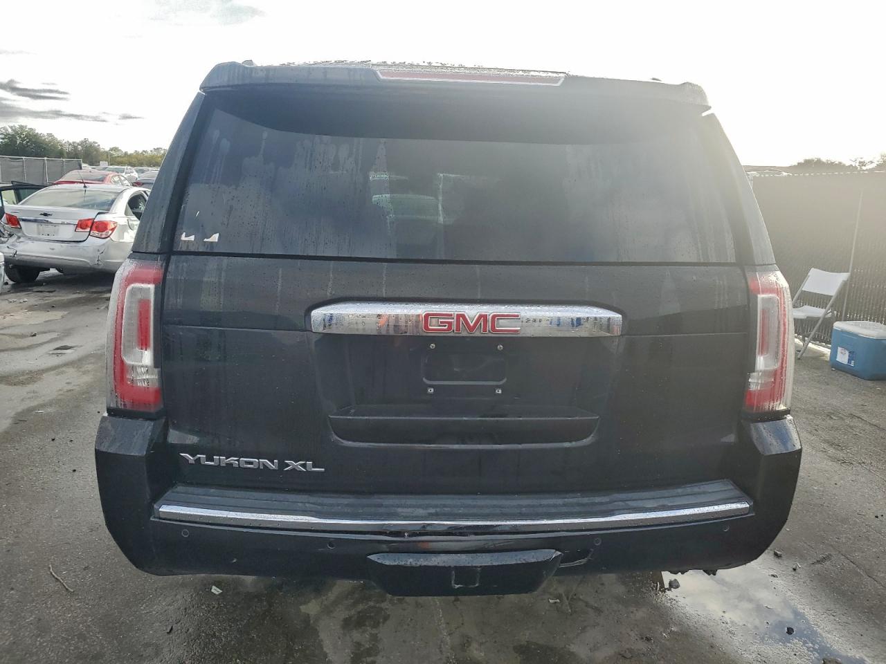 2019 GMC YUKON