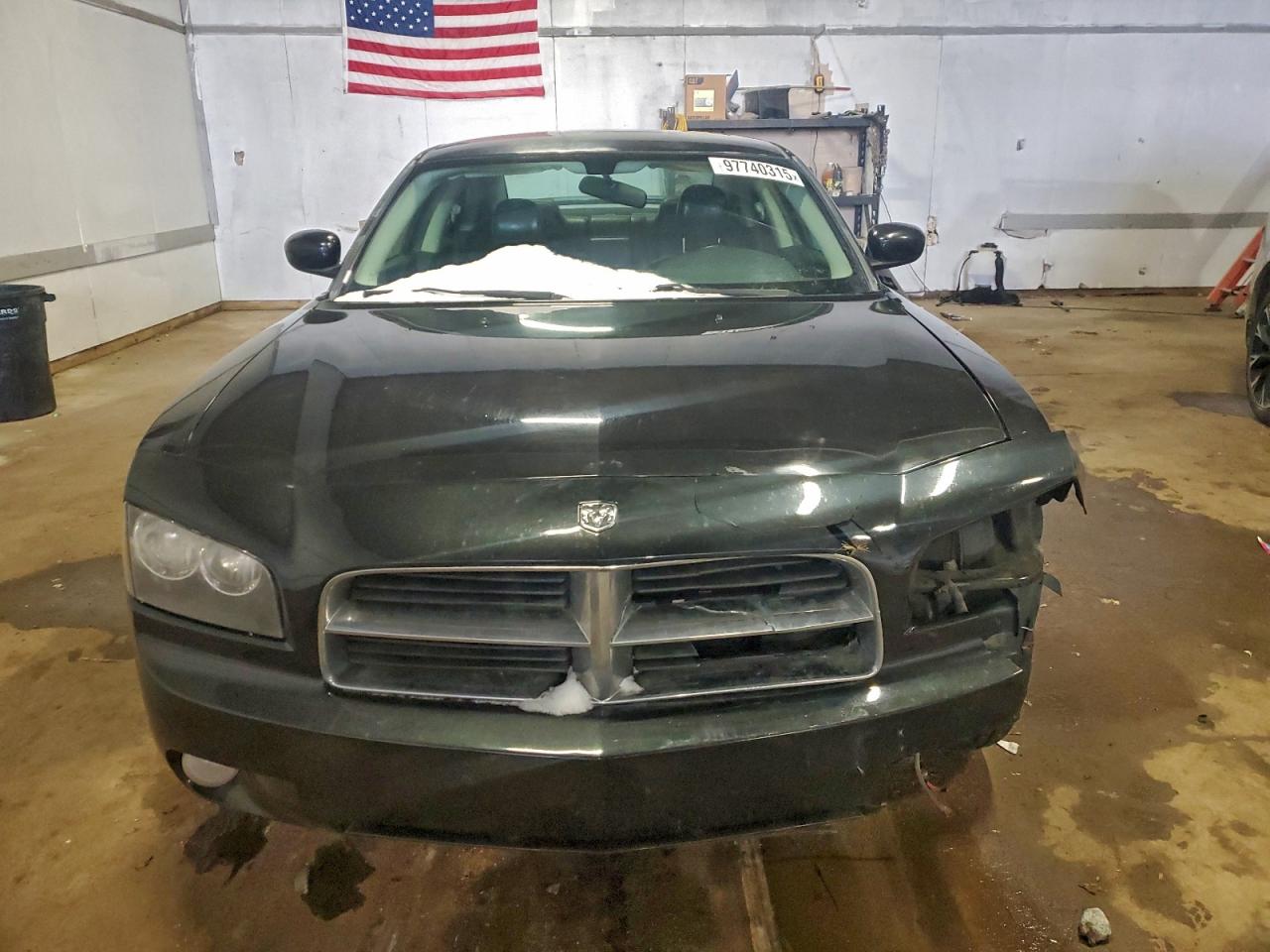 2010 DODGE CHARGER