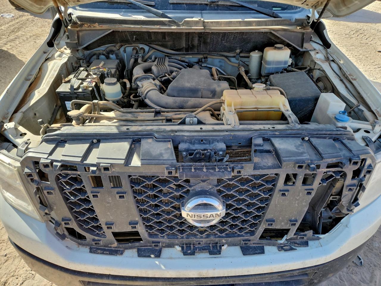 2014 NISSAN NV