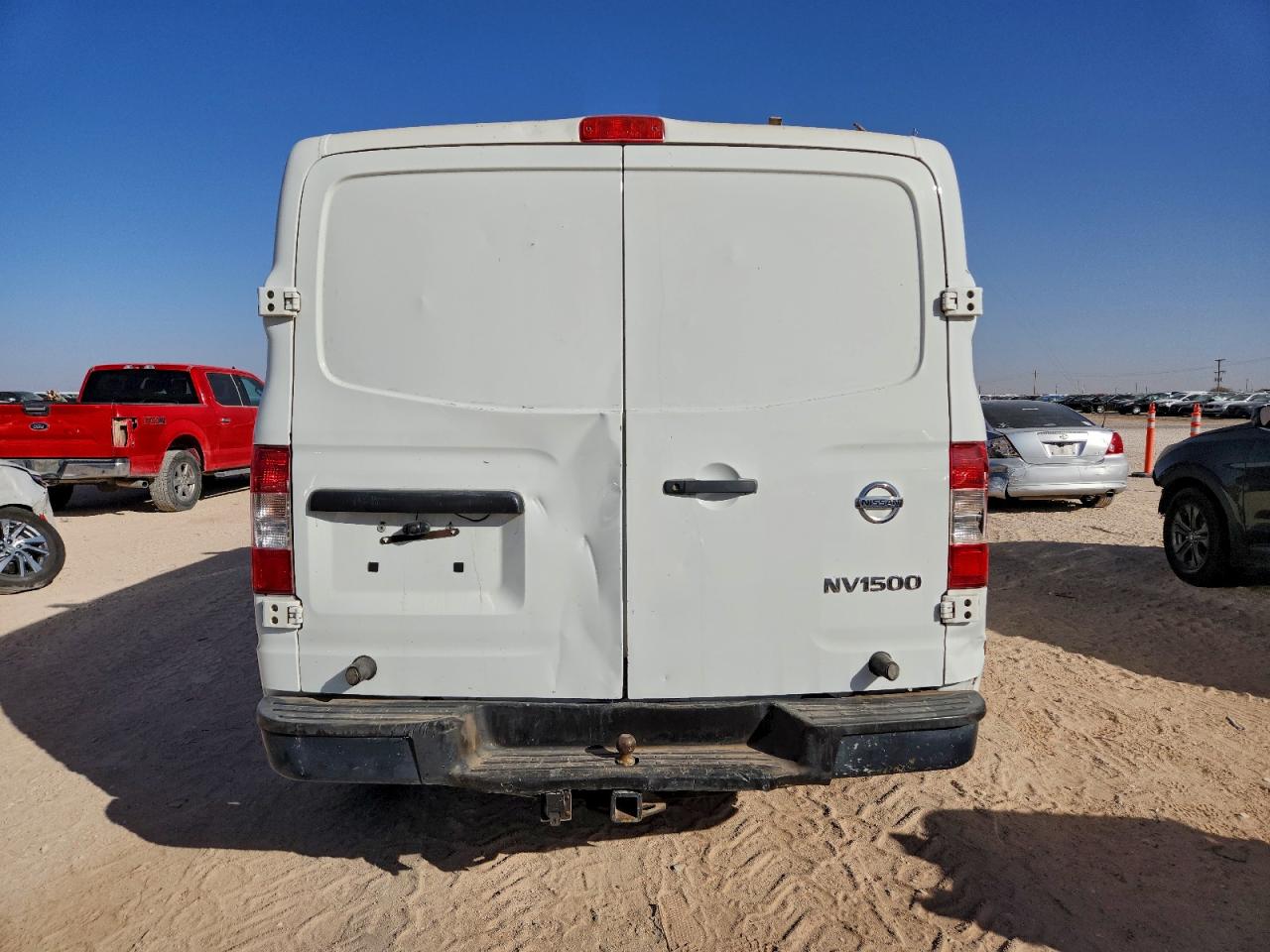 2014 NISSAN NV