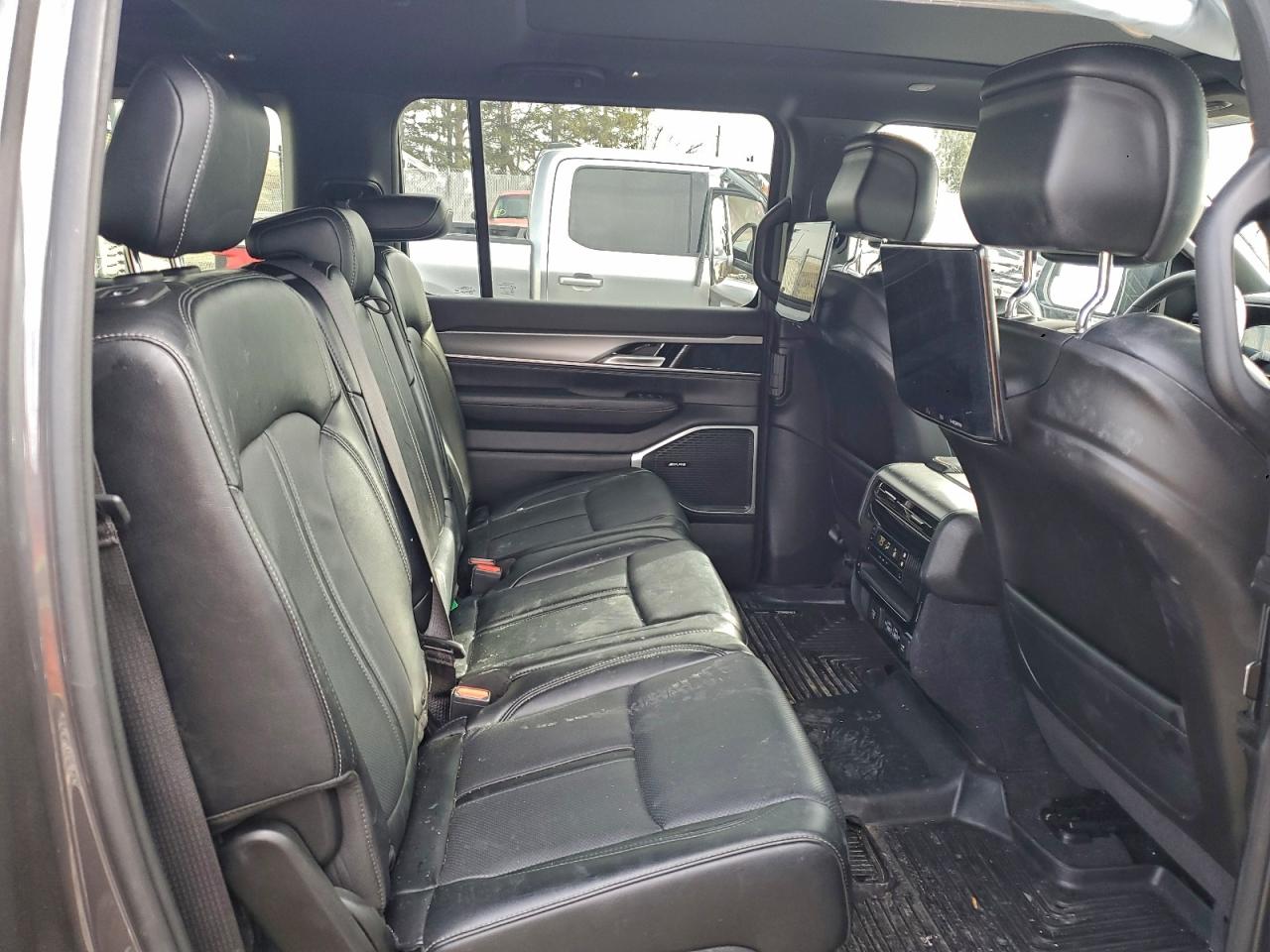 2024 JEEP WAGONEER