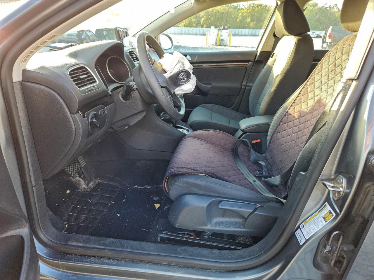 2012 VOLKSWAGEN JETTA
