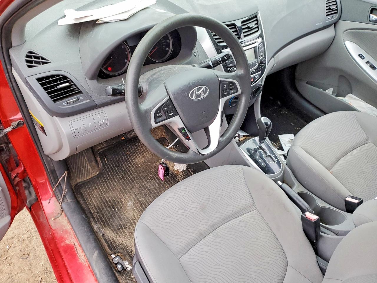 2012 HYUNDAI ACCENT
